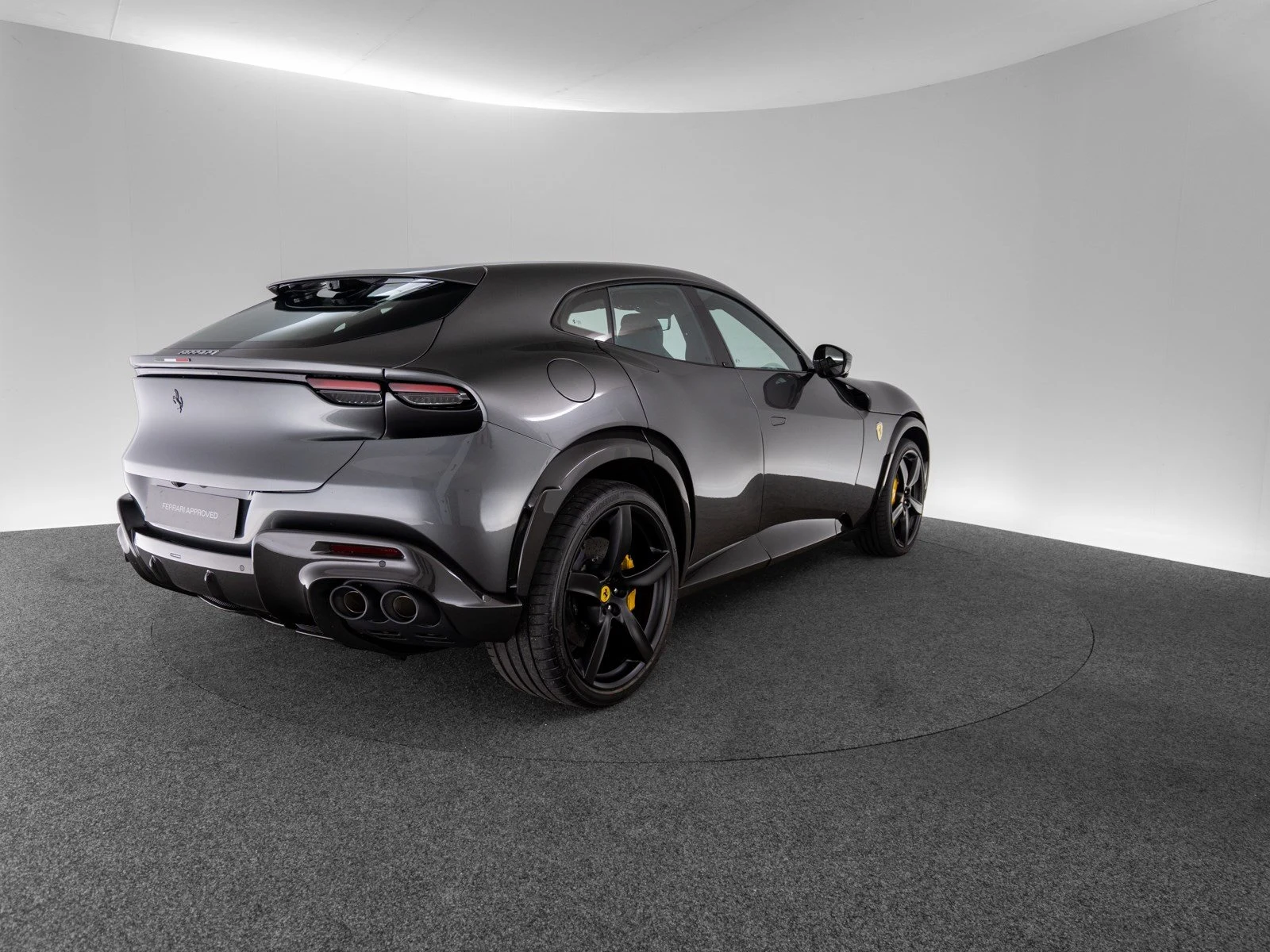 Ferrari Purosangue, 5/10