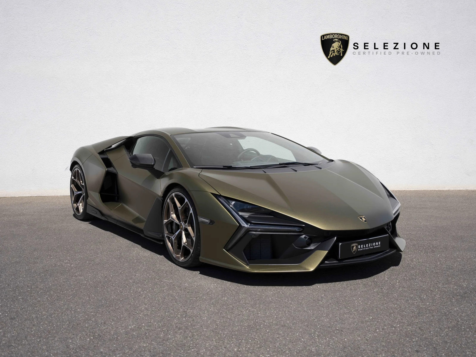 Lamborghini Revuelto, full-car front three-quarter view.