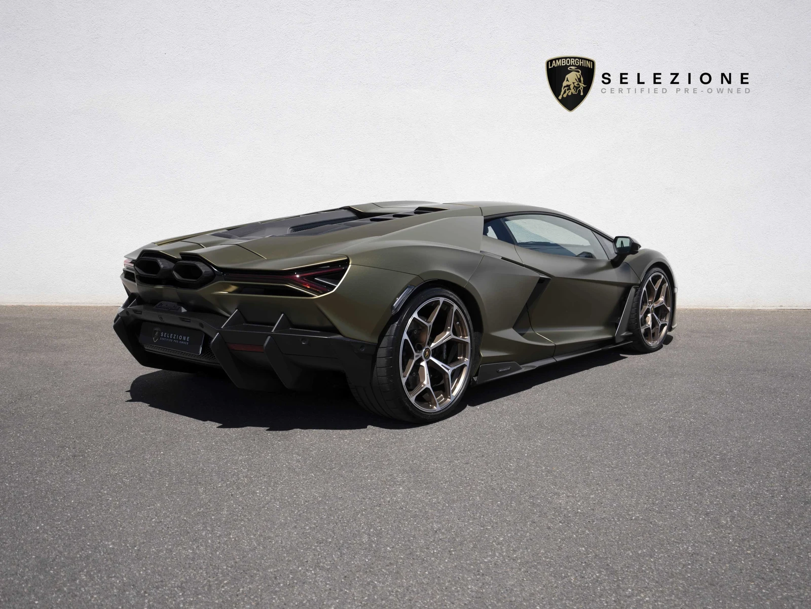 Lamborghini Revuelto, 3/10