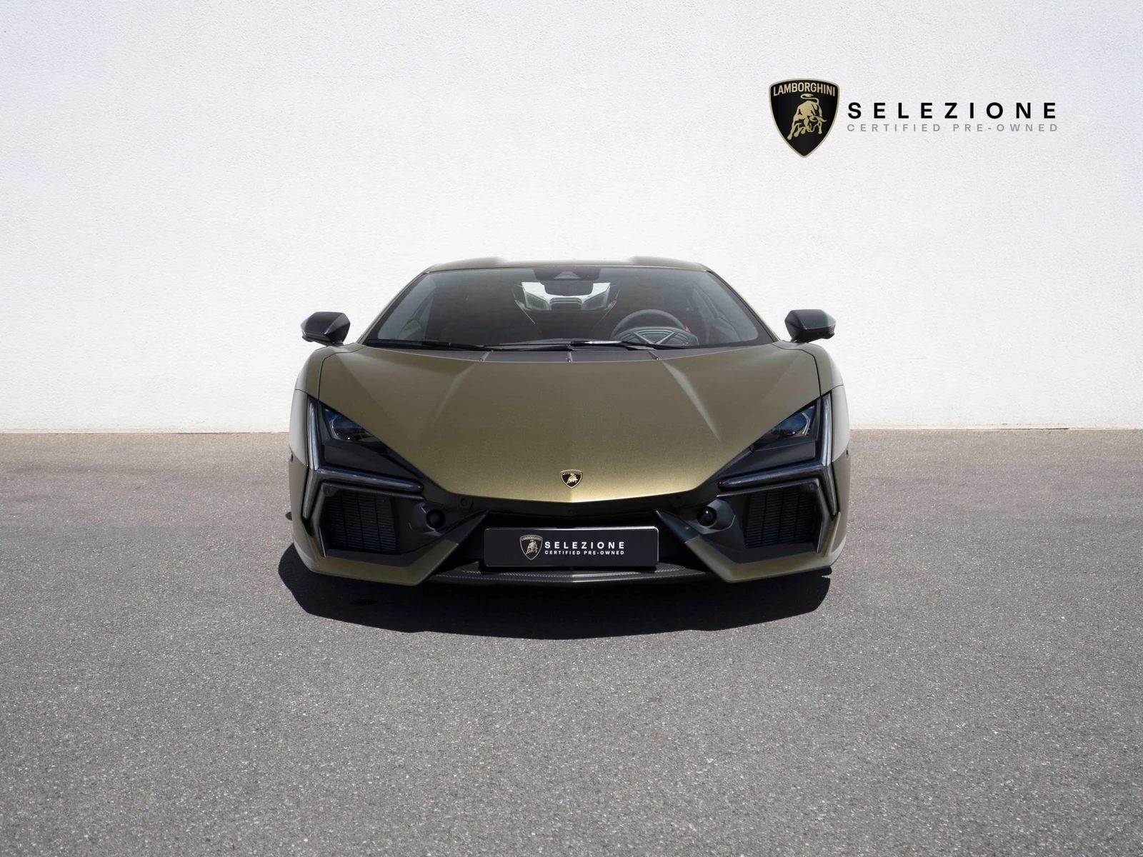 Lamborghini Revuelto, 8/10