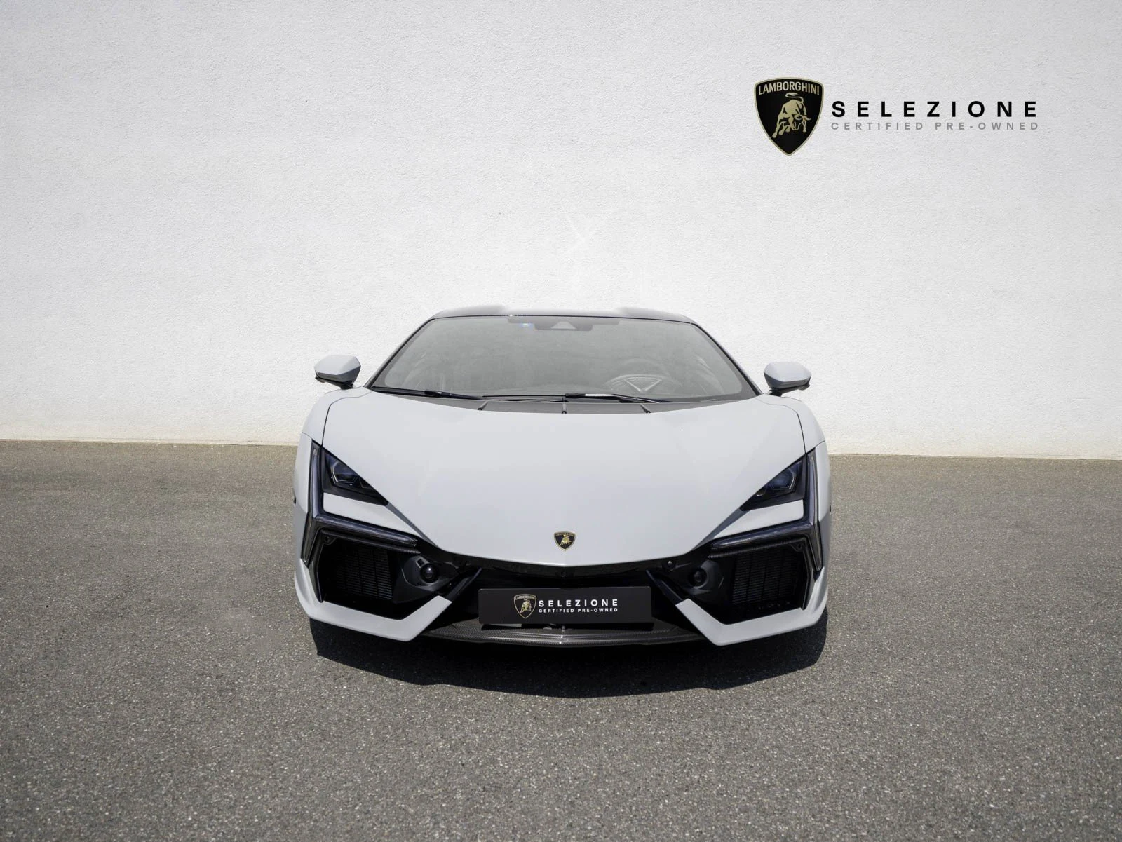 Lamborghini Revuelto, 8/10