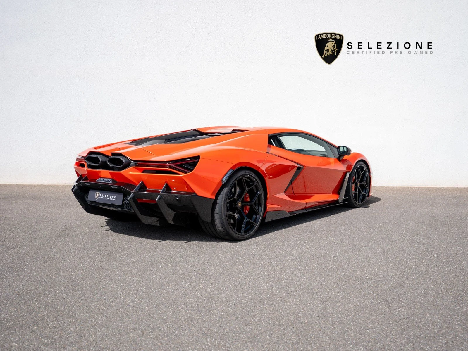Lamborghini Revuelto, 3/10
