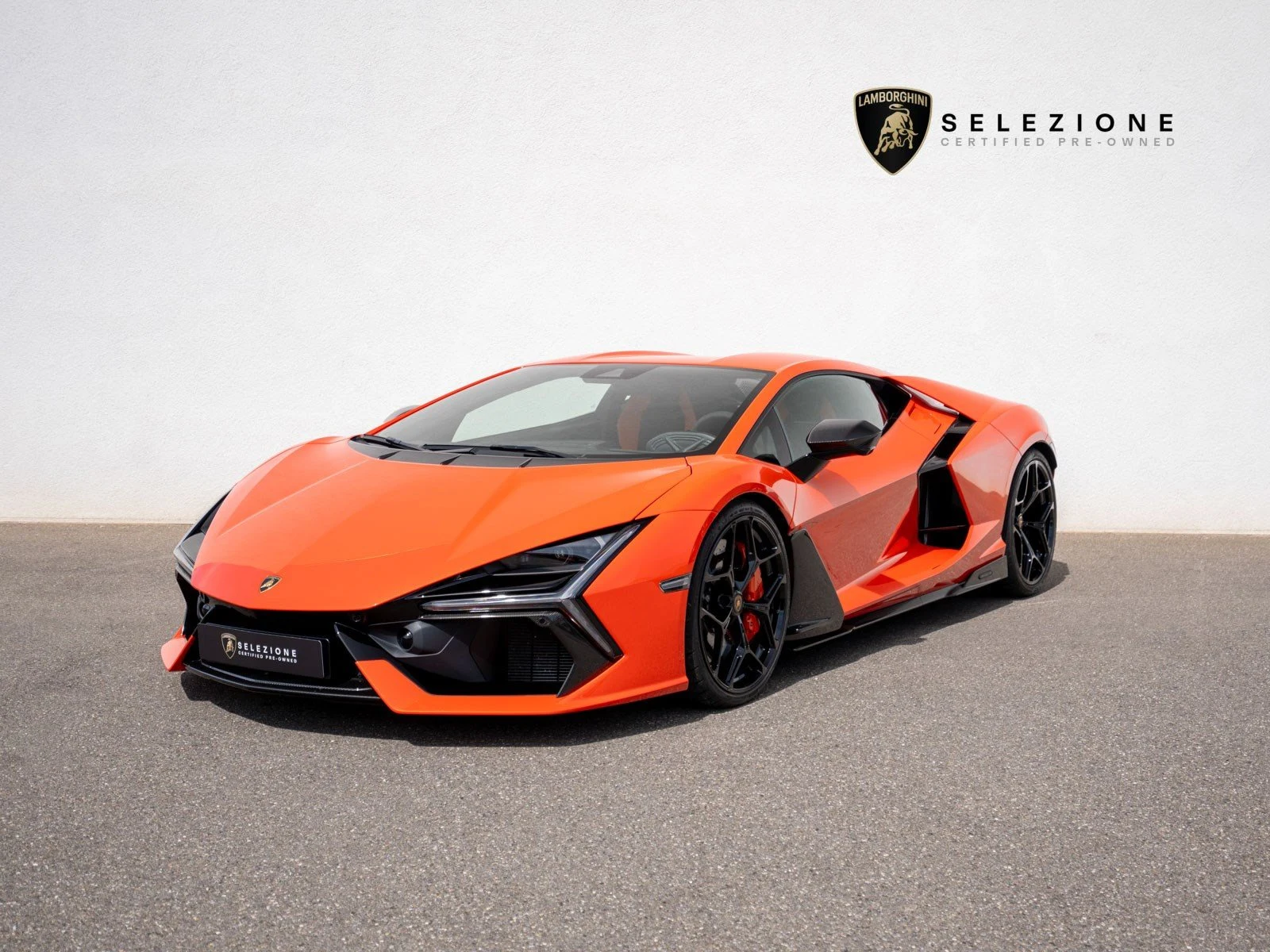 Lamborghini Revuelto, 6/10