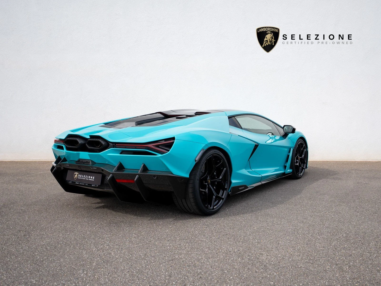 Lamborghini Revuelto, 3/10
