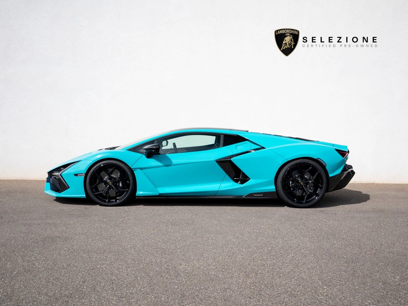 Lamborghini Revuelto, 7/10
