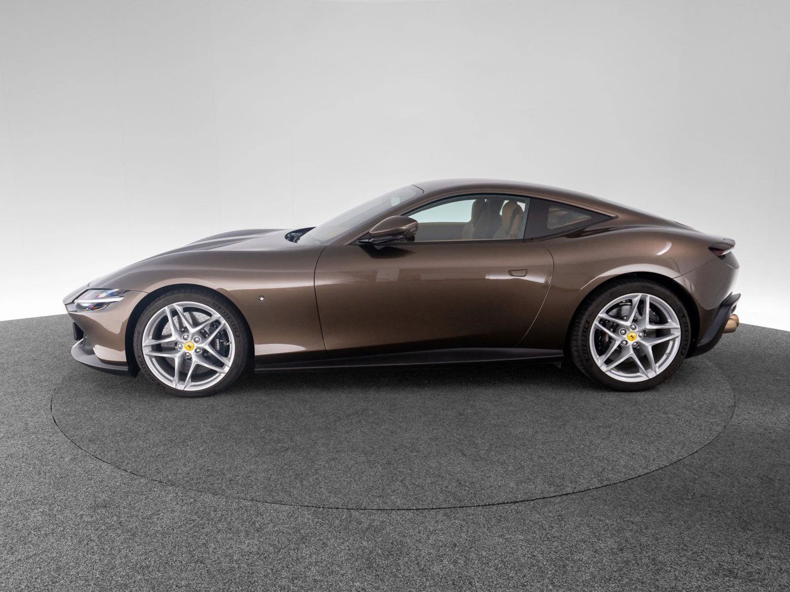 Ferrari Roma, 8/10