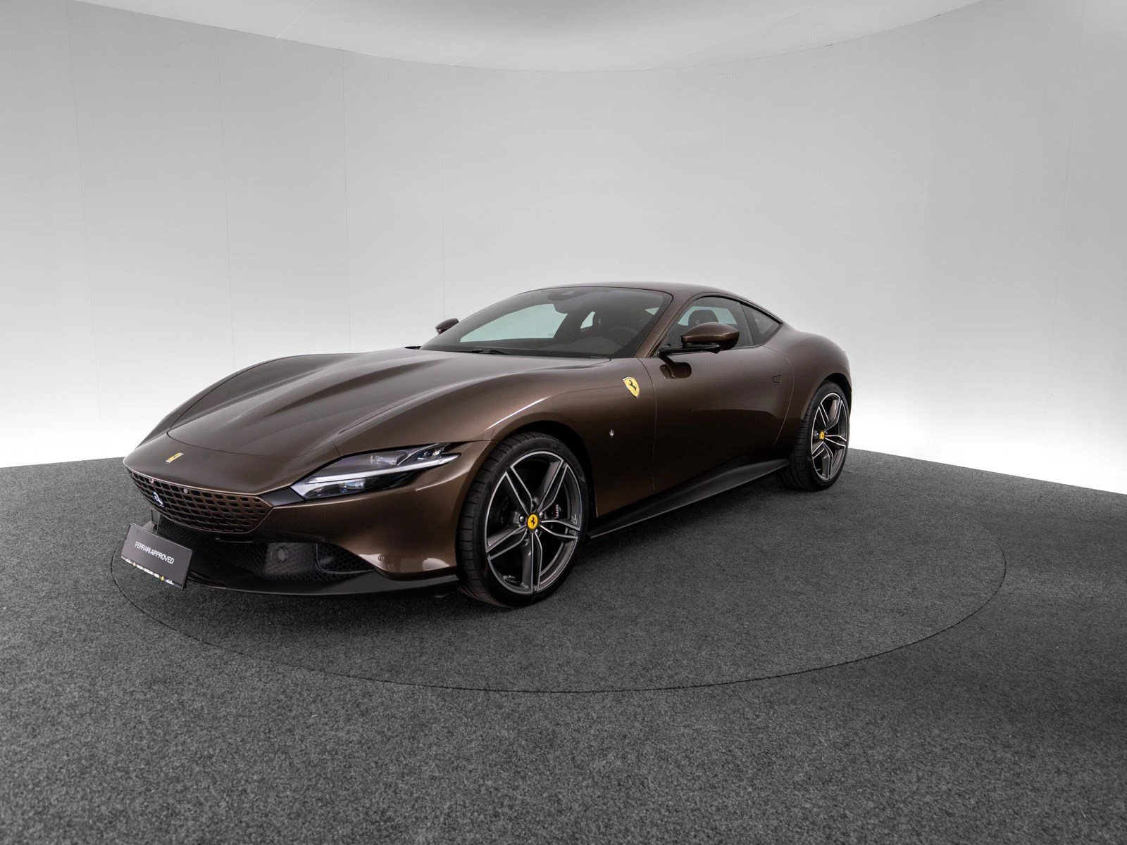 Ferrari Roma, full-car front three-quarter view.