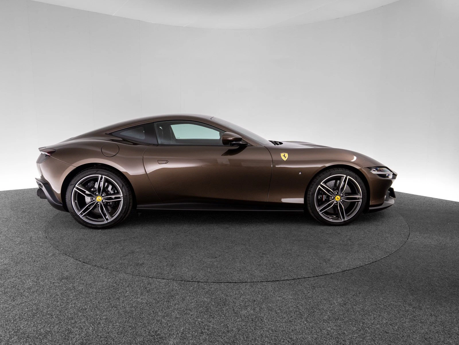 Ferrari Roma, 4/10