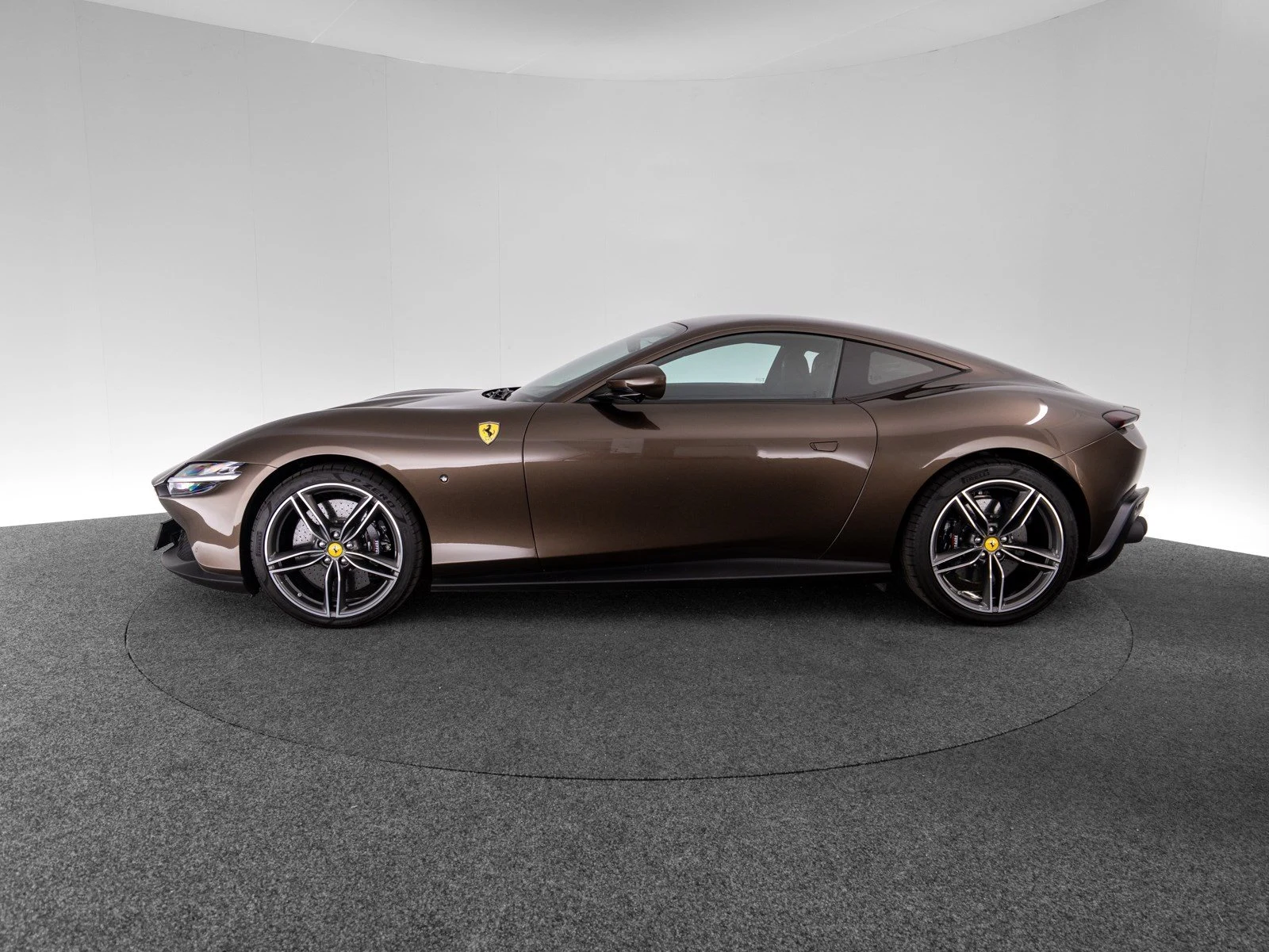 Ferrari Roma, 8/10