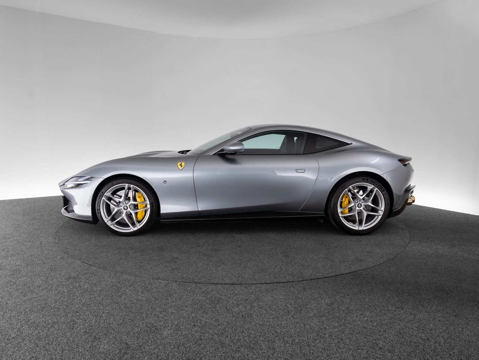 Ferrari Roma, 8/10