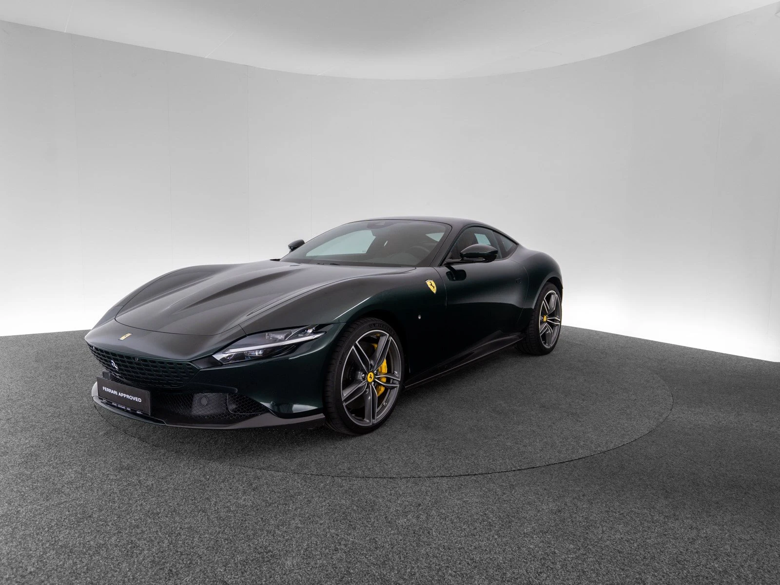 Ferrari Roma, full-car front three-quarter view.