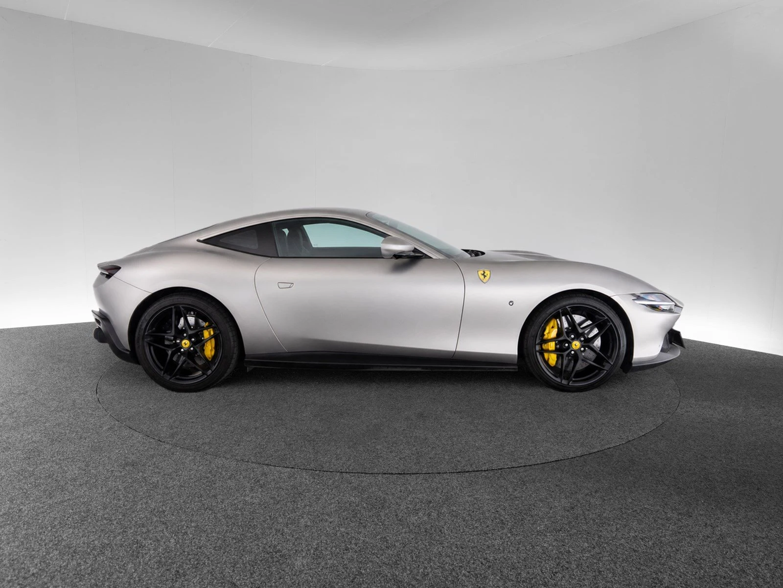 Ferrari Roma, 4/10