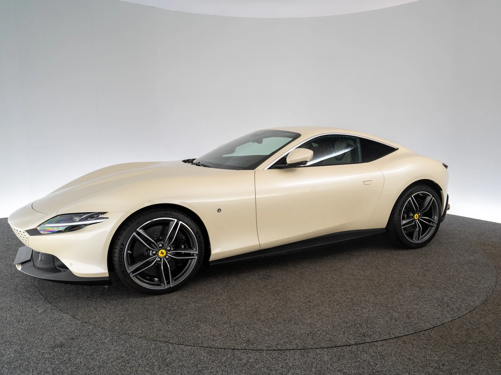 Ferrari Roma, 4/10