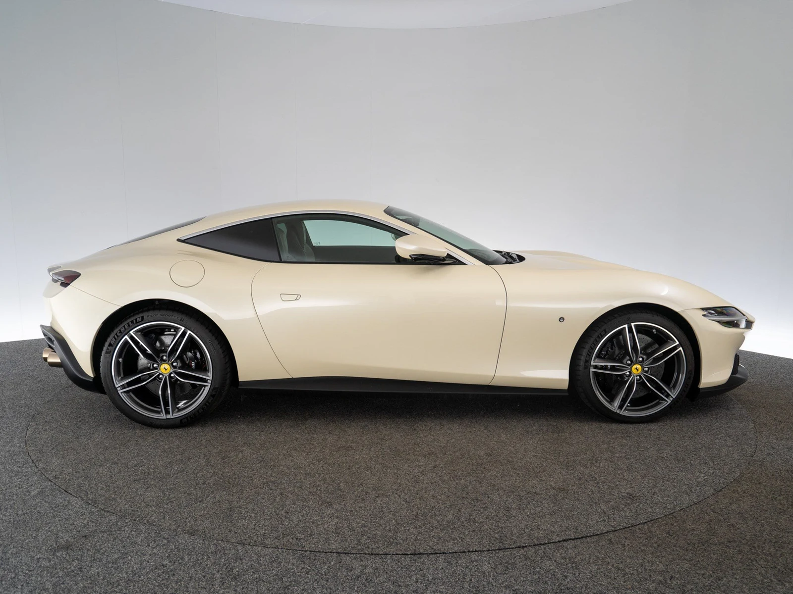 Ferrari Roma, 7/10