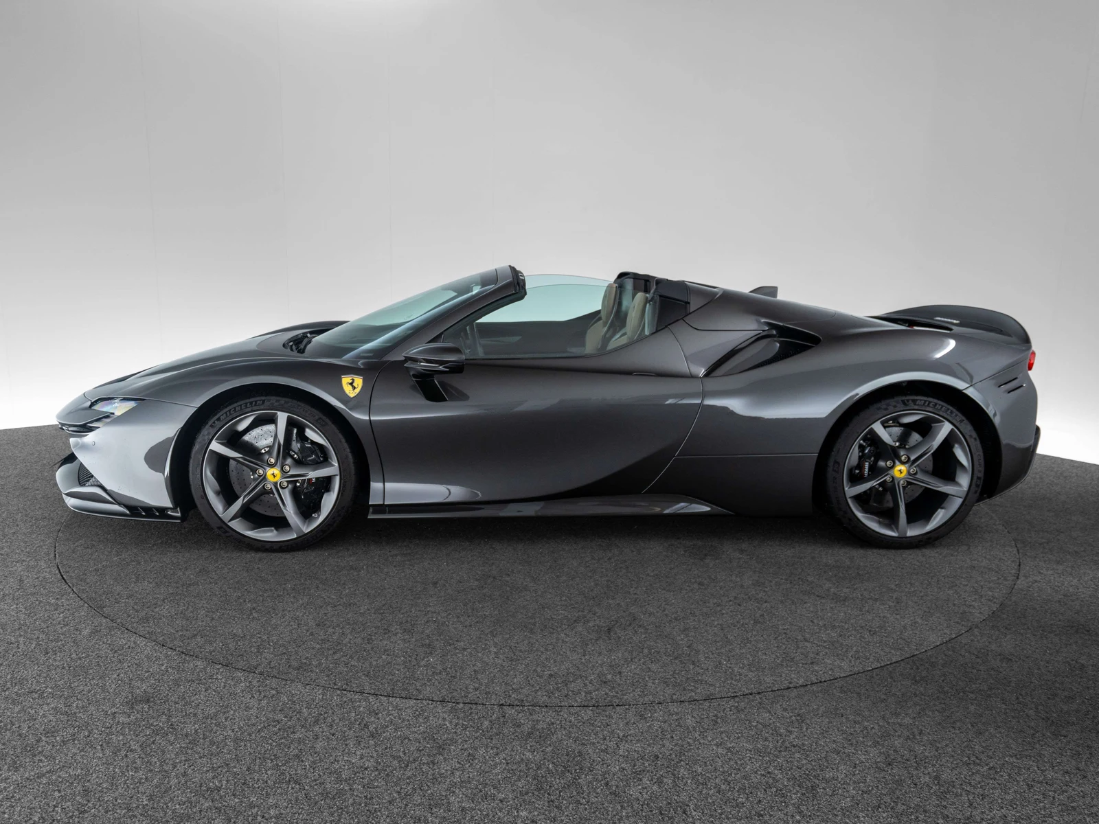 Ferrari SF90 Spider Assetto Fiorano, 3/10