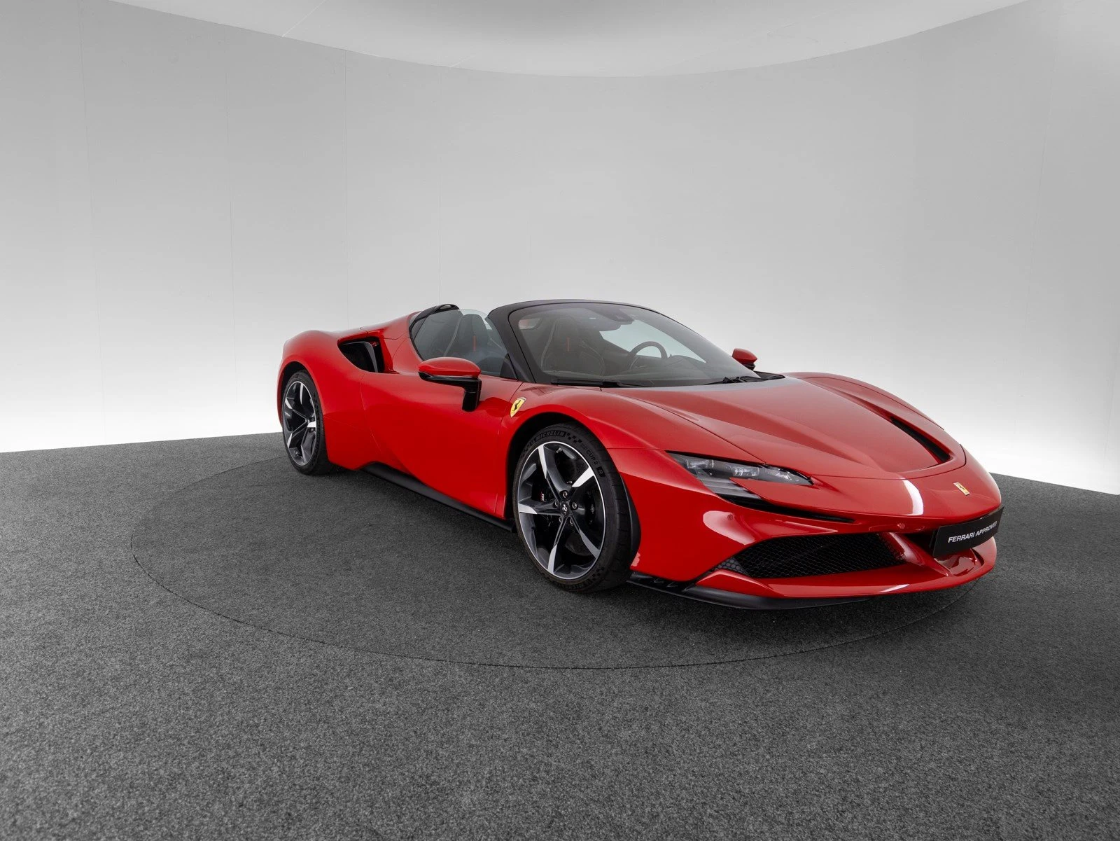 Ferrari SF90 Spider, 3/10