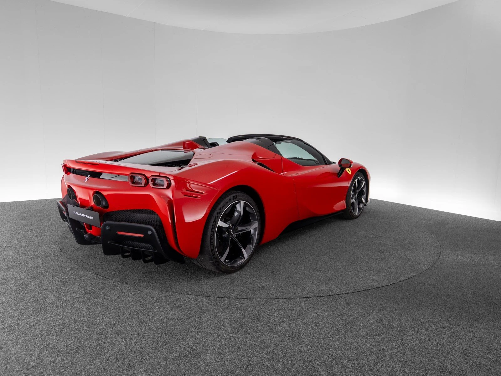 Ferrari SF90 Spider, 5/10