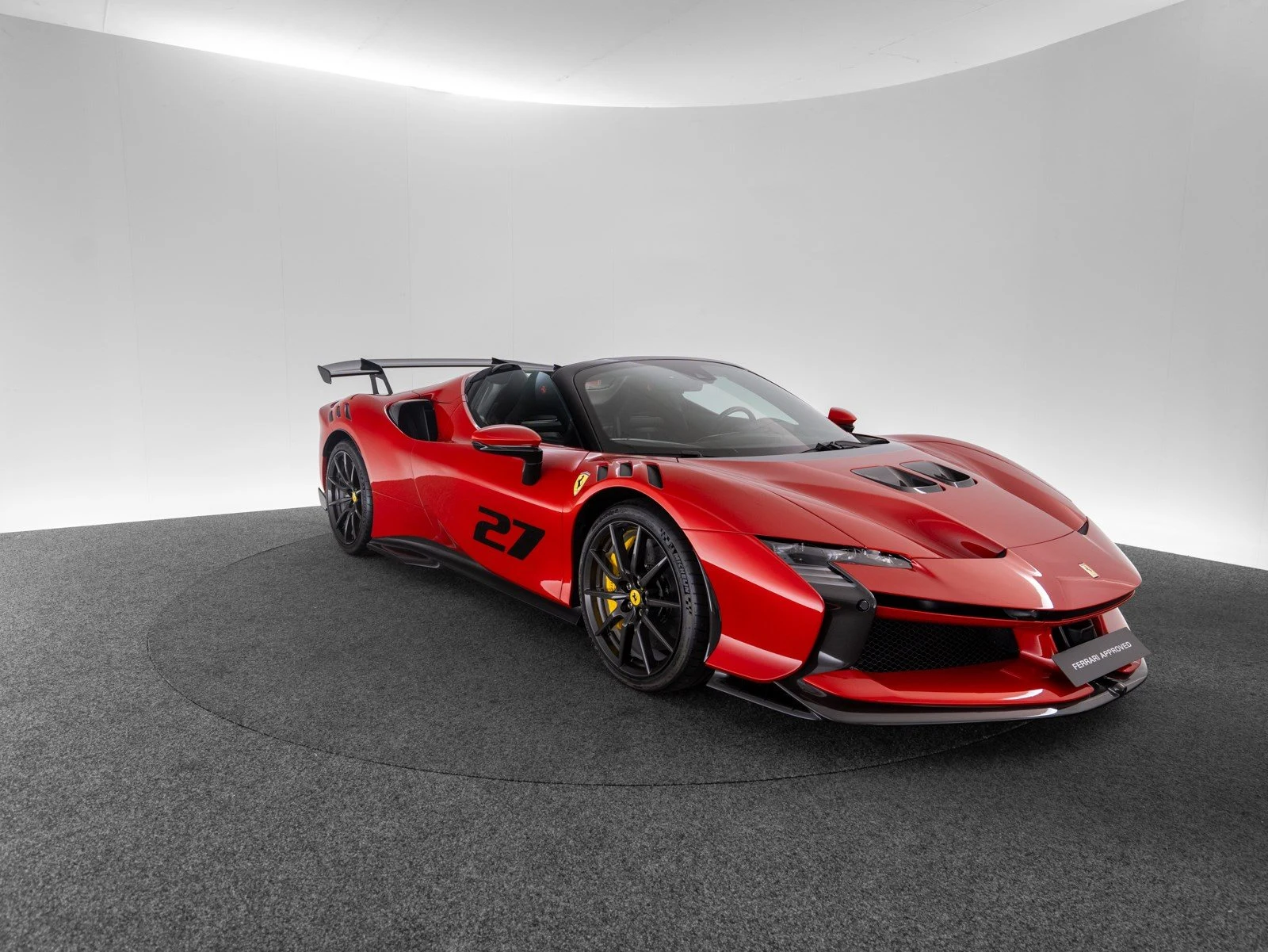 Ferrari SF90 XX Spider, 3/10