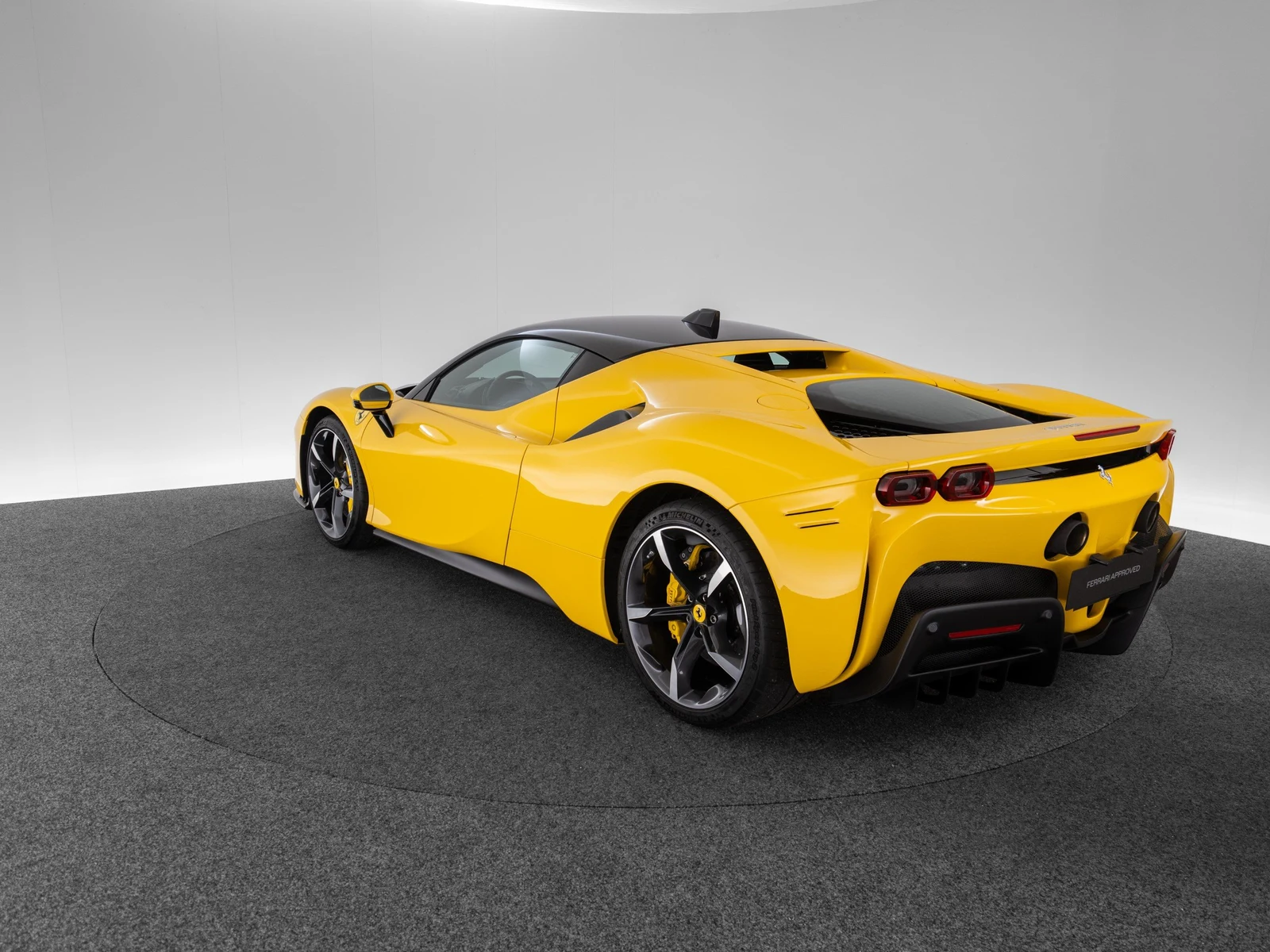 Ferrari SF90 Stradale, 3/10