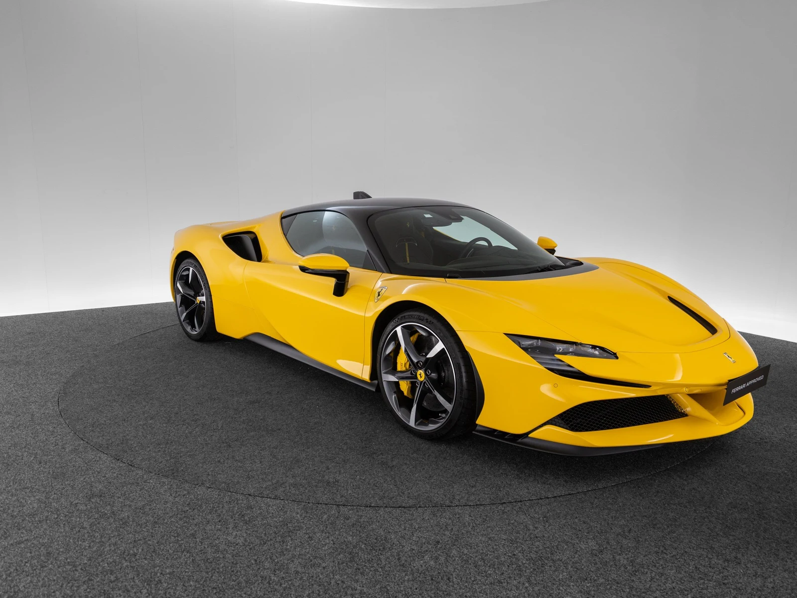 Ferrari SF90 Stradale, 6/10
