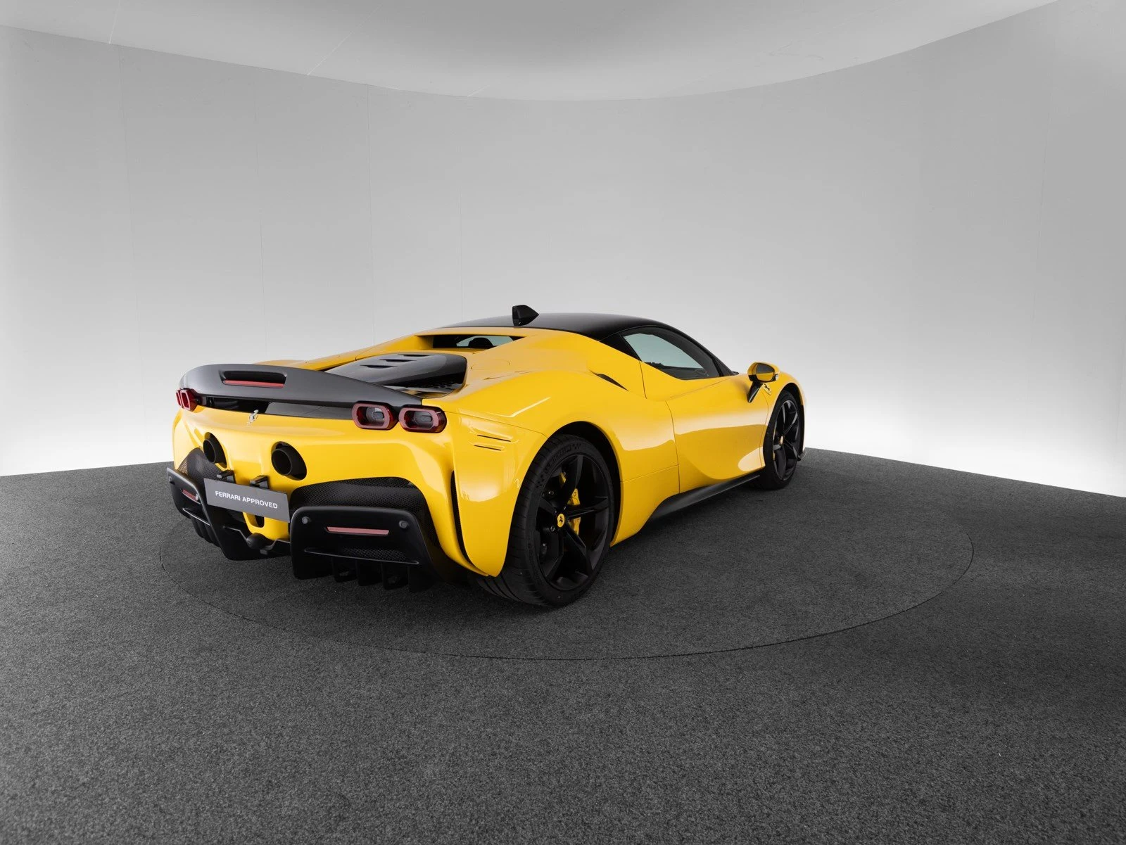Ferrari SF90 Stradale, 5/10