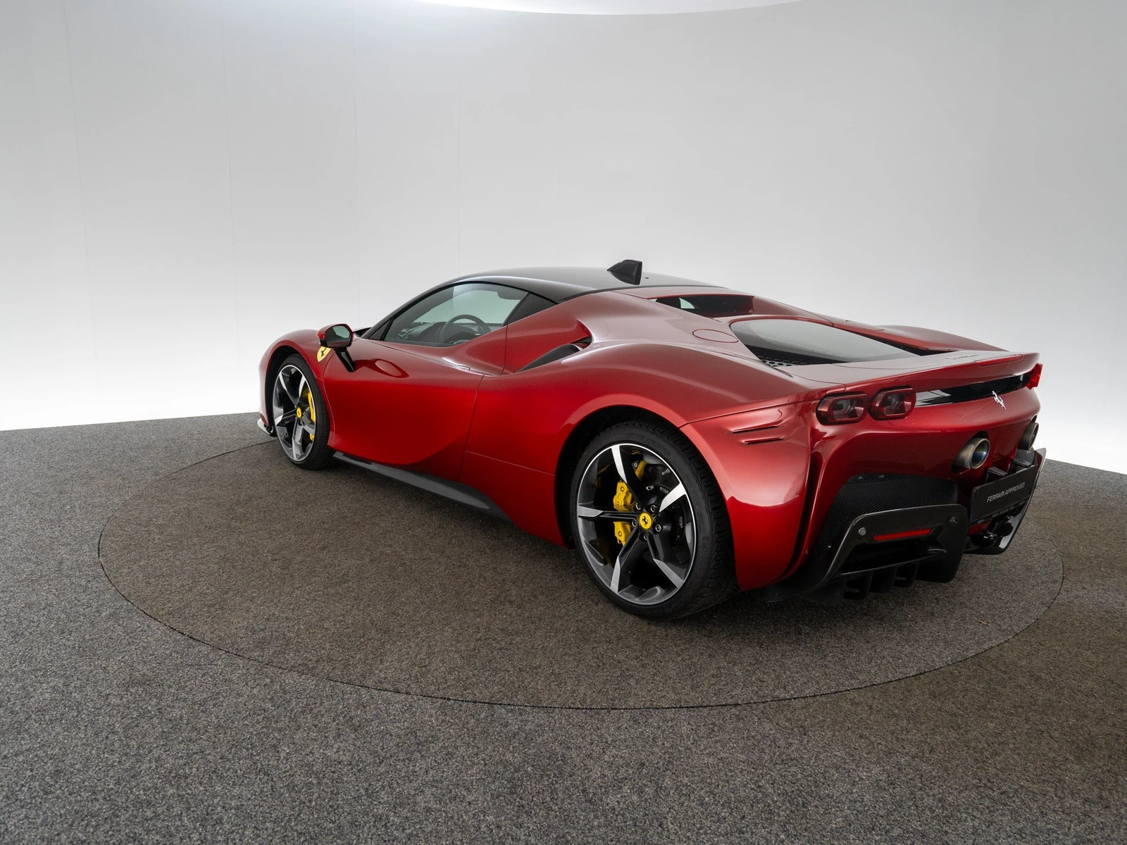 Ferrari SF90 Stradale, 4/10
