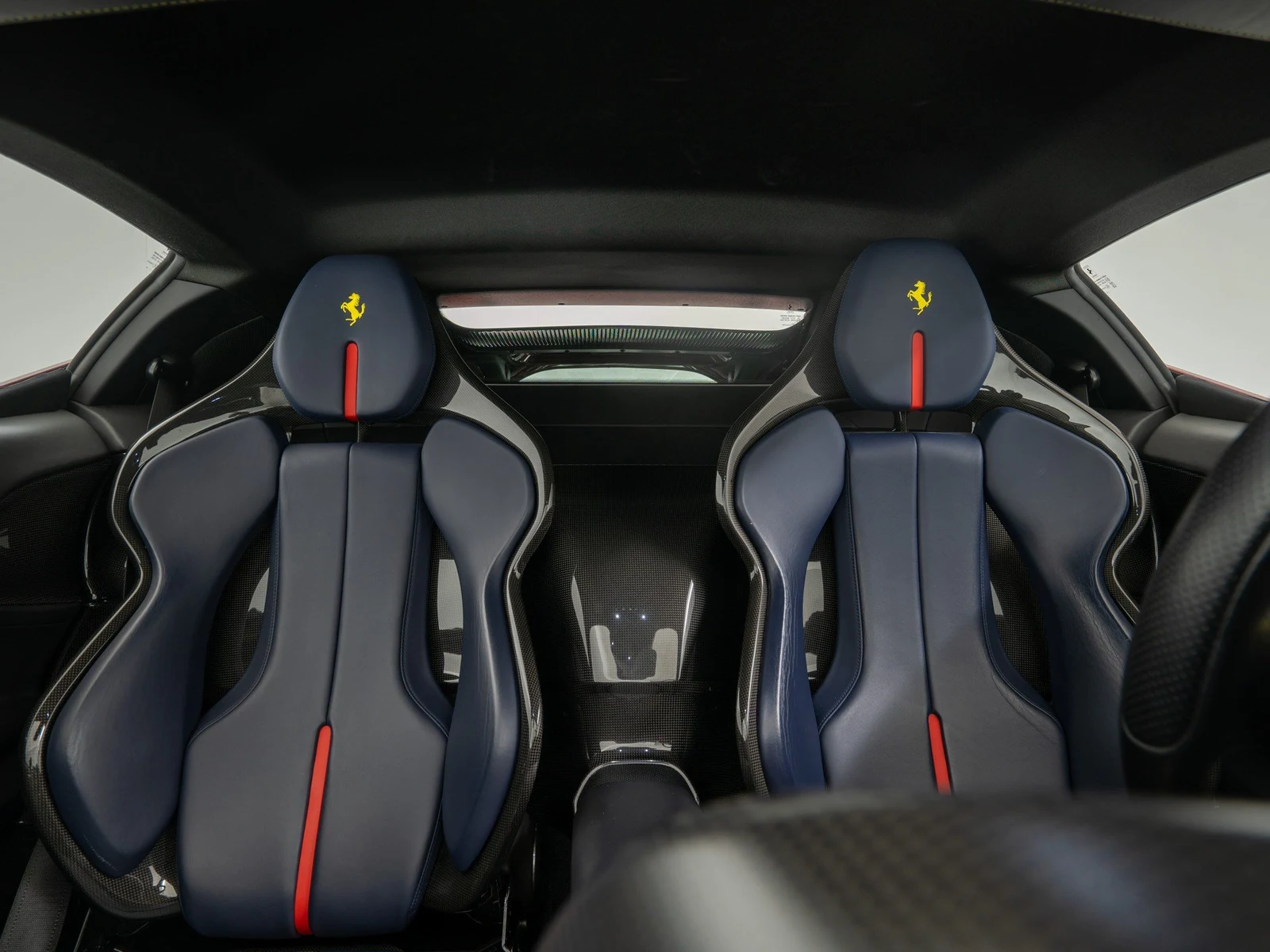 Ferrari SF90 Stradale, 8/10