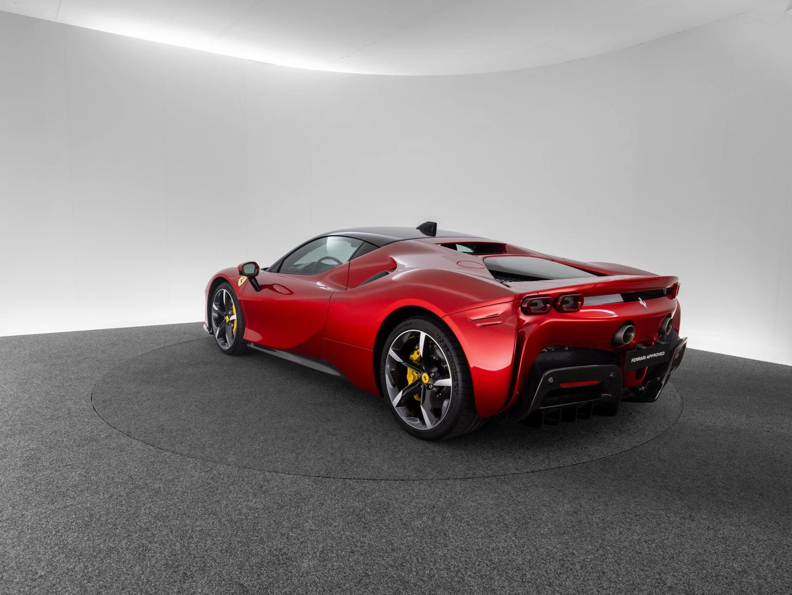 Ferrari SF90 Stradale, 7/10