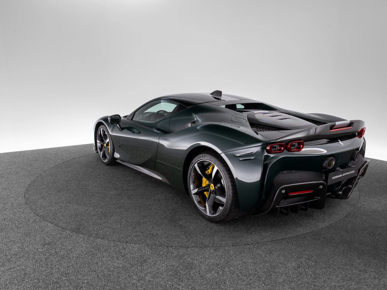 Ferrari SF90 Stradale Assetto Fiorano, 5/10
