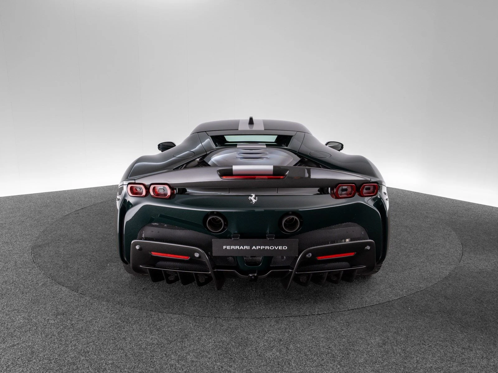 Ferrari SF90 Stradale Assetto Fiorano, 6/10