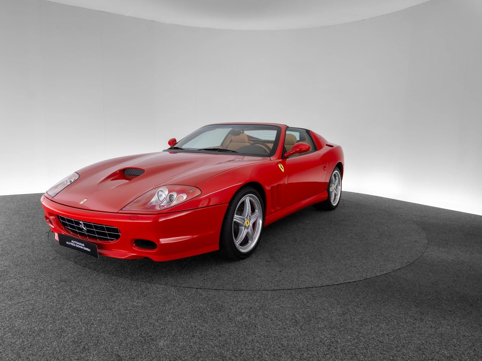 Ferrari 575 Superamerica, full-car front three-quarter view.