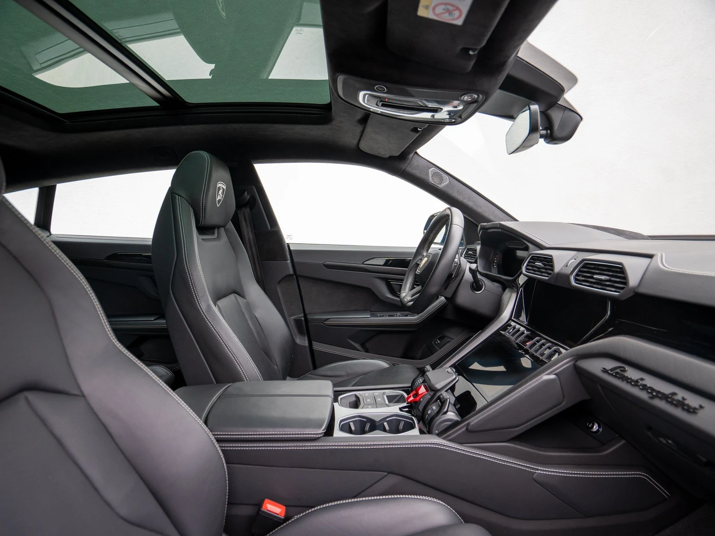 Lamborghini Urus S, 9/10