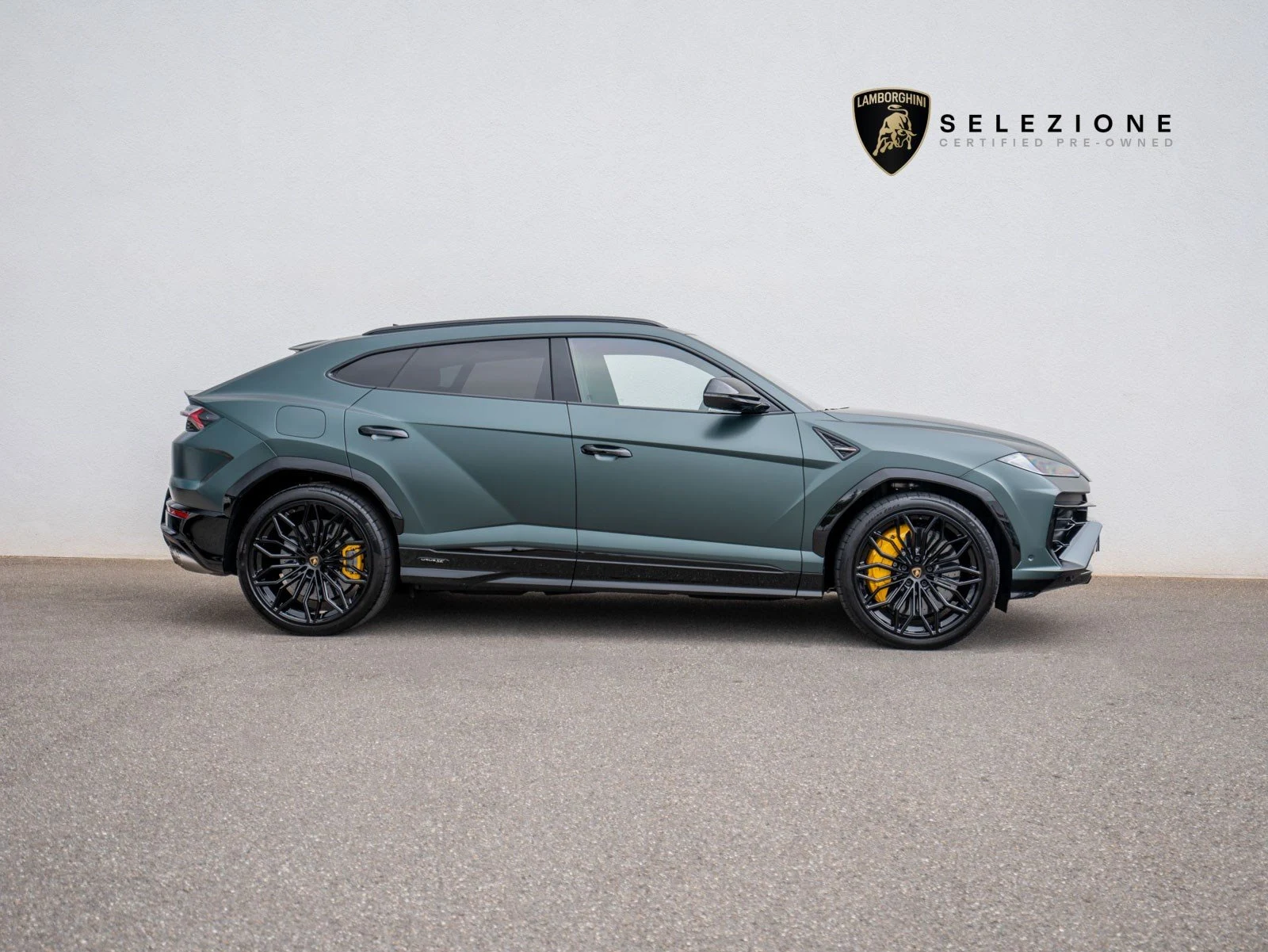 Lamborghini Urus SE, 2/10