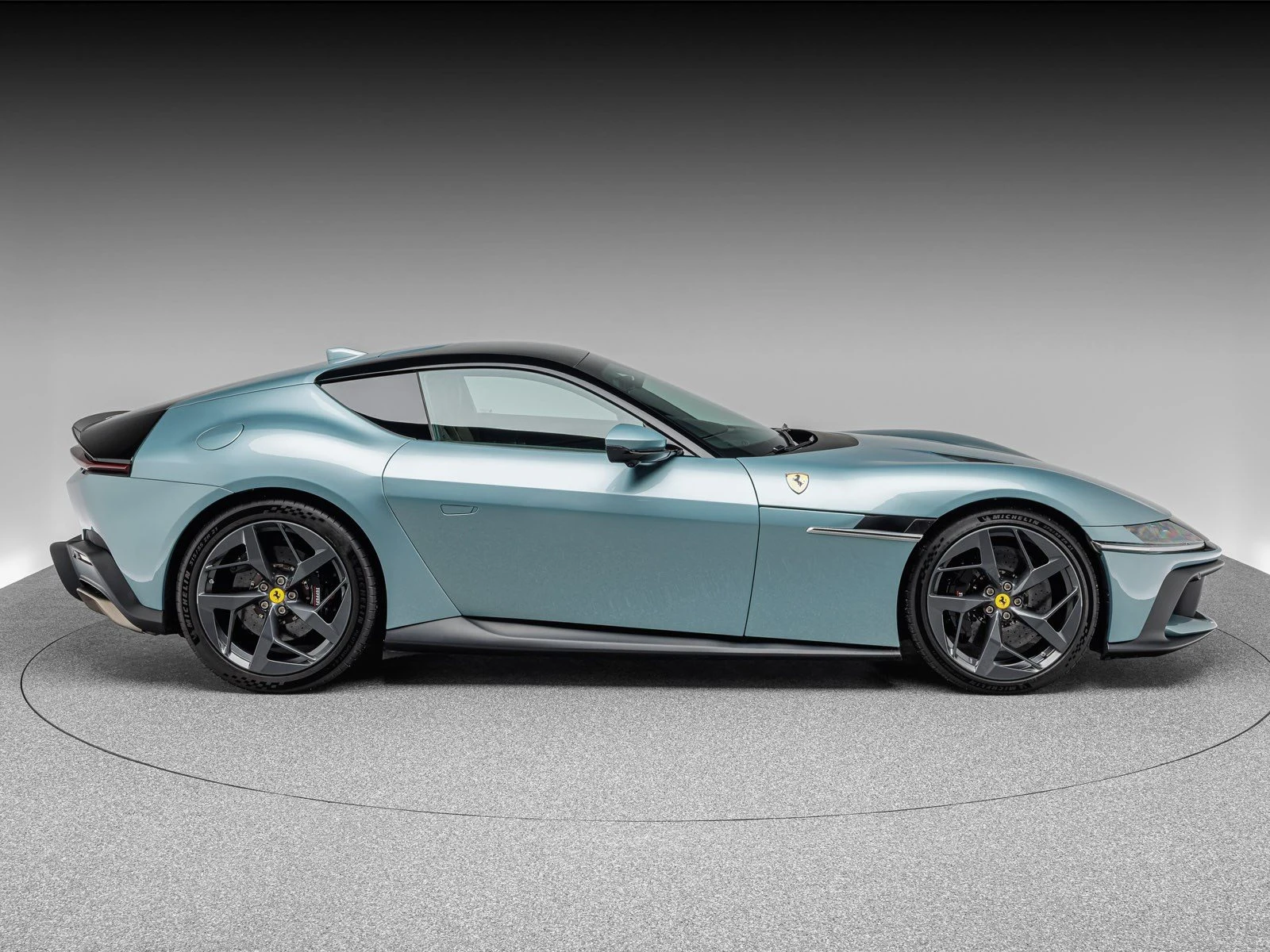 Ferrari 12Cilindri, 7/10