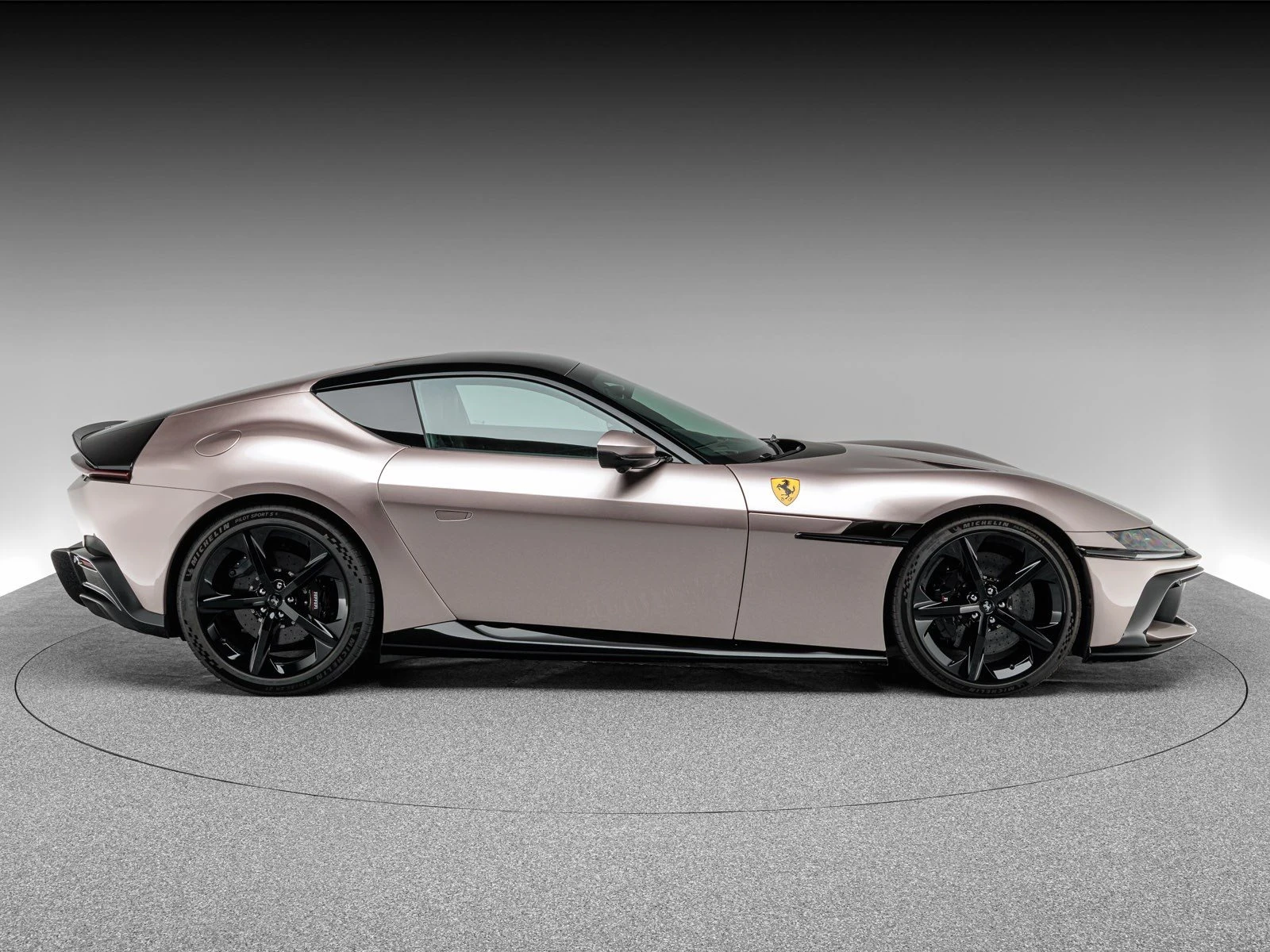 Ferrari 12Cilindri, 6/10