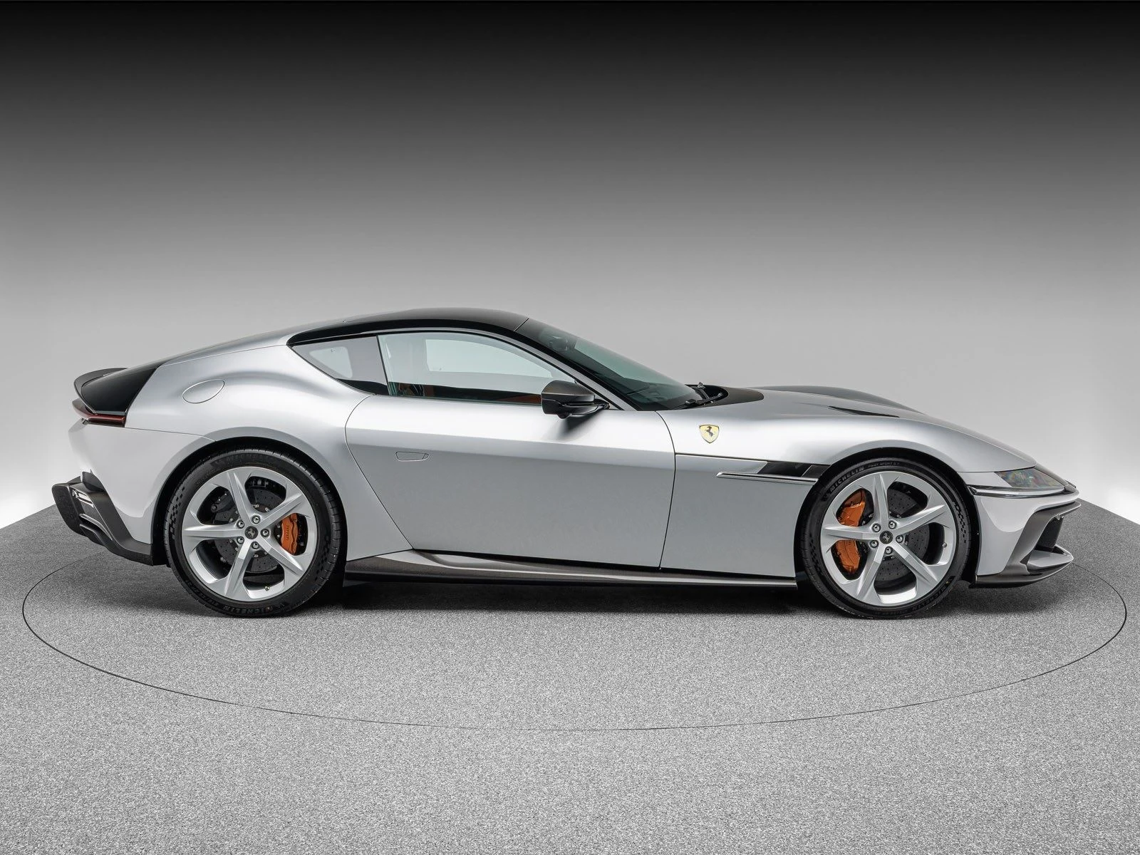 Ferrari 12Cilindri, 7/10