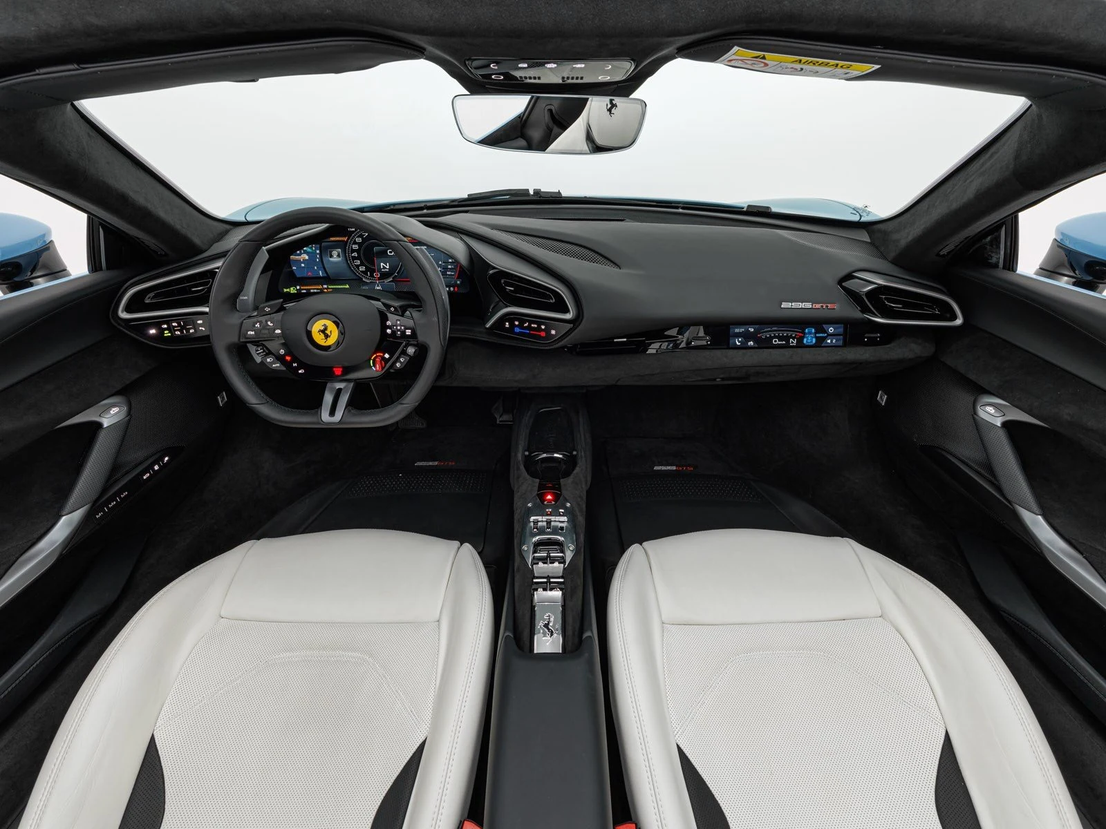 Ferrari 296 GTS, 4/10