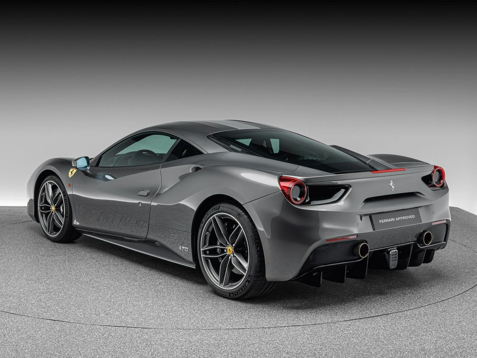 Ferrari 488 GTB, 3/10