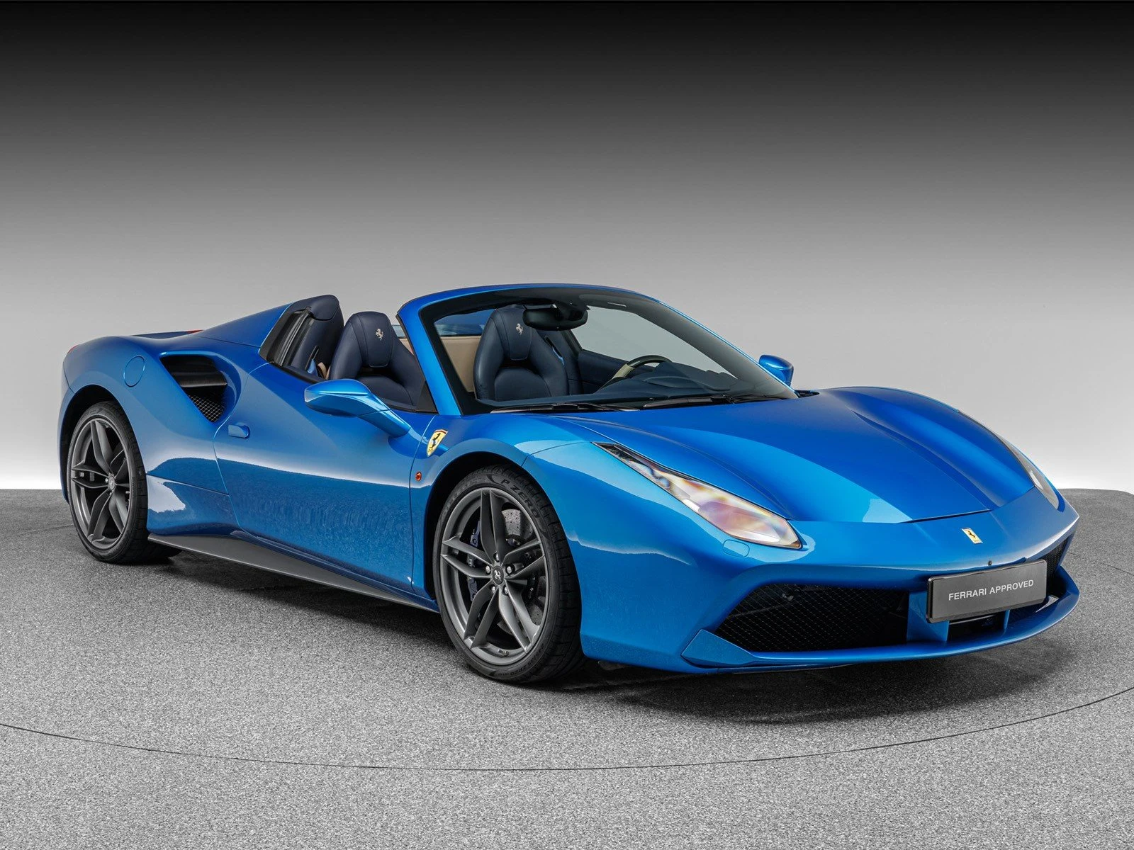 Ferrari 488 Spider, 9/10