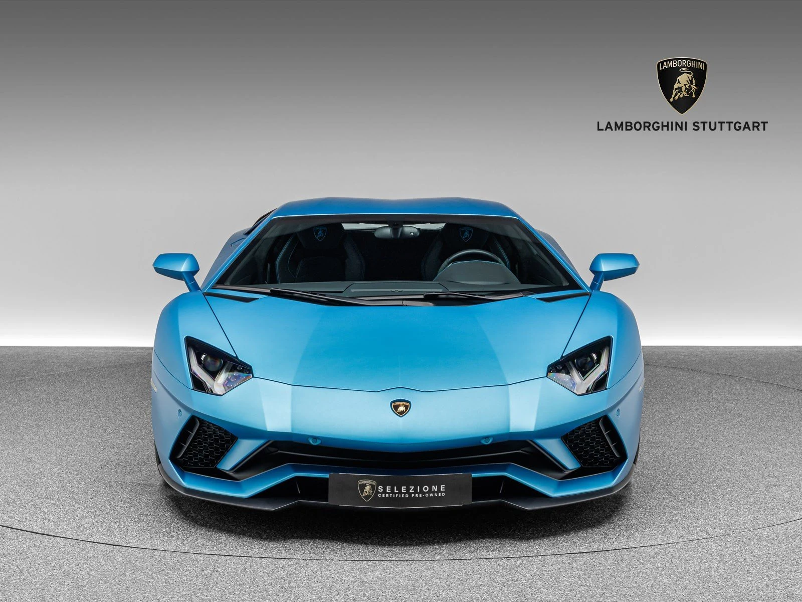Lamborghini Aventador S, 2/10
