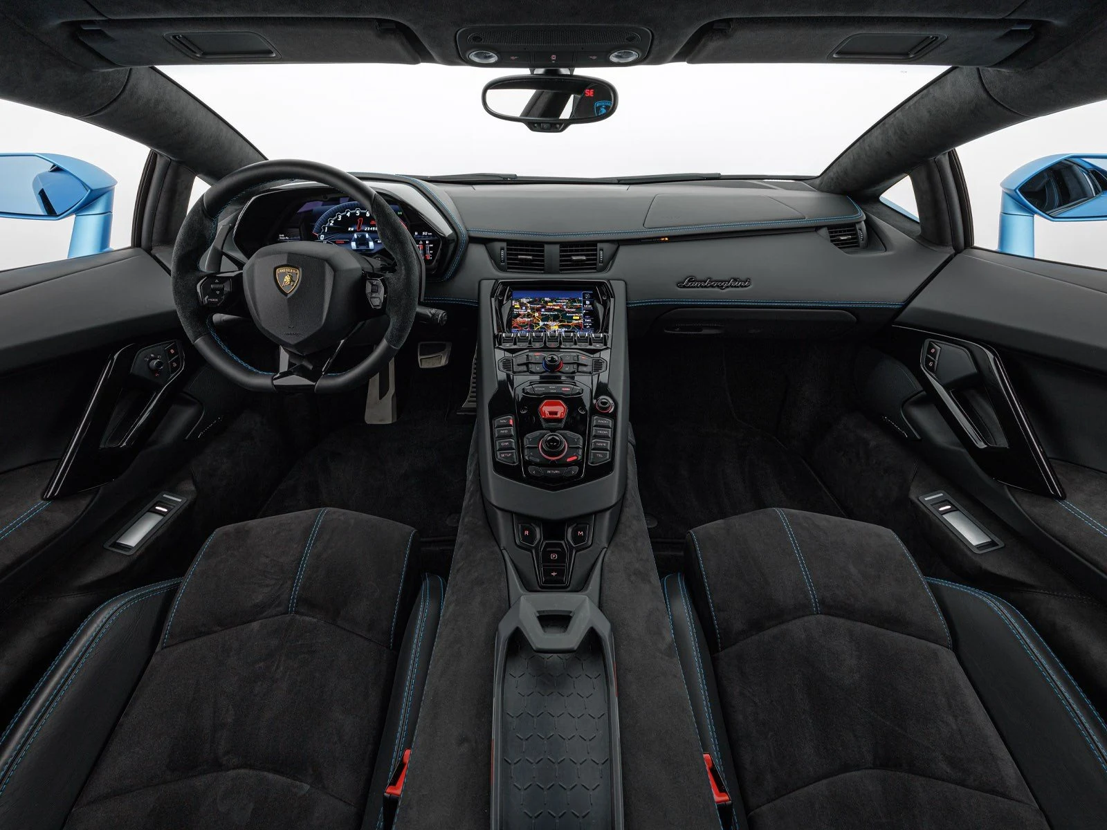 Lamborghini Aventador S, 6/10