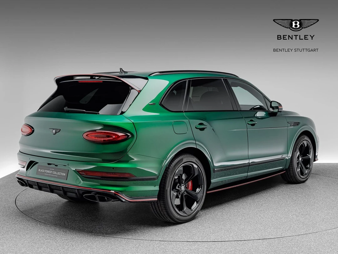 Bentley Bentayga S, 4/10