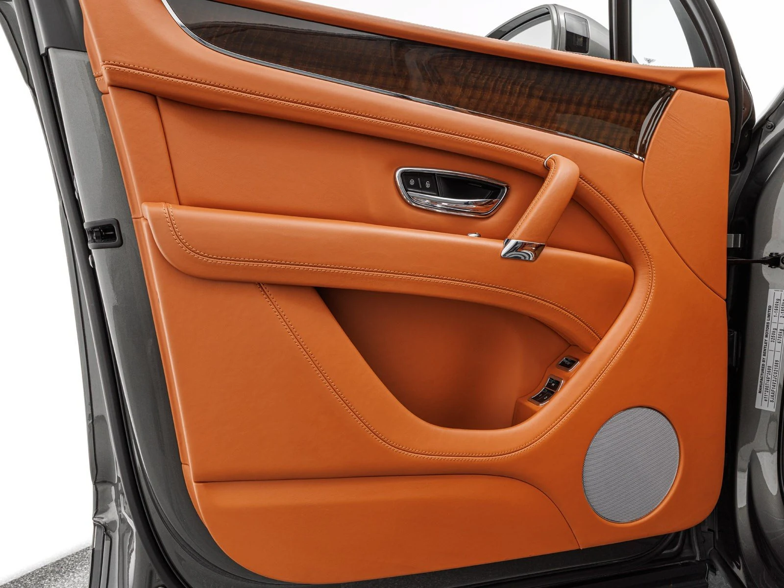 Bentley Bentayga, 8/10