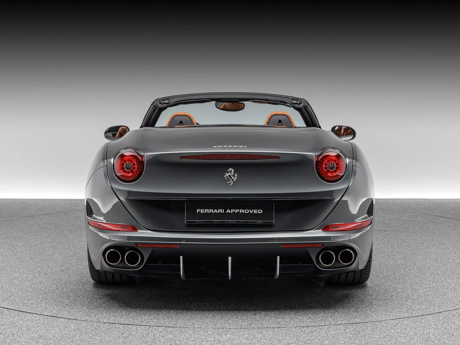 Ferrari California T, 6/10