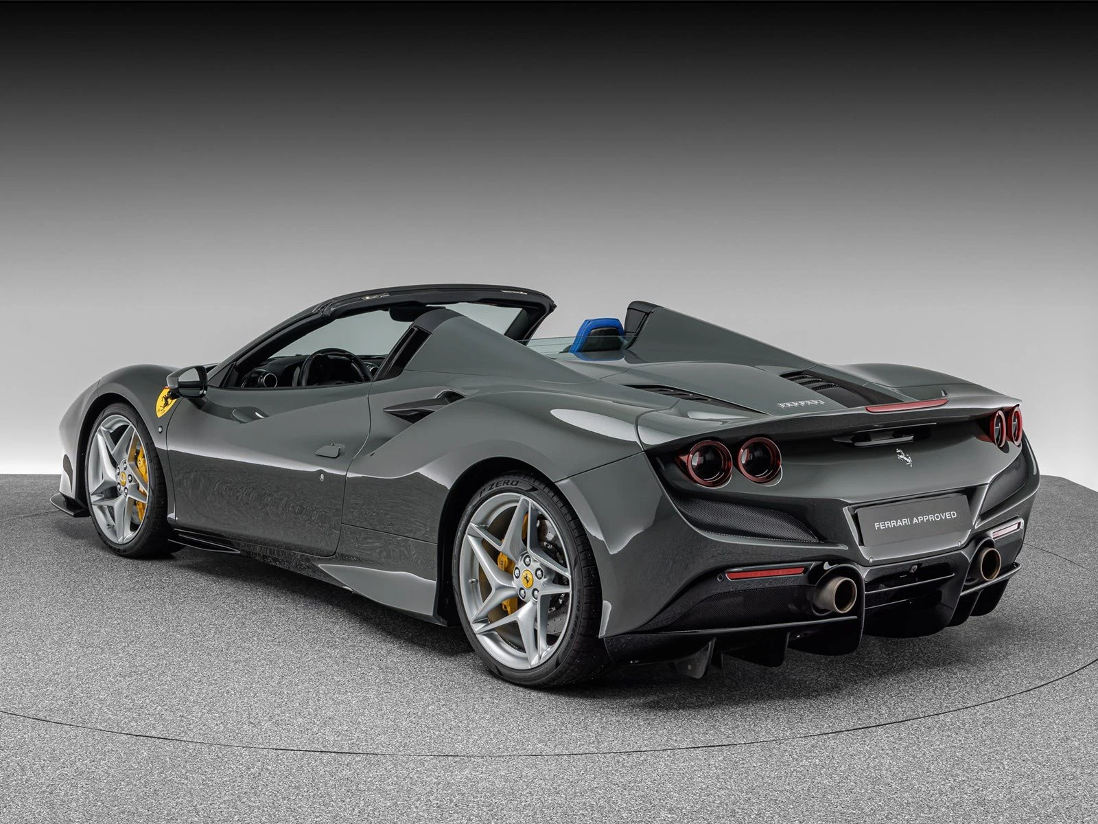 Ferrari F8 Spider, 3/10