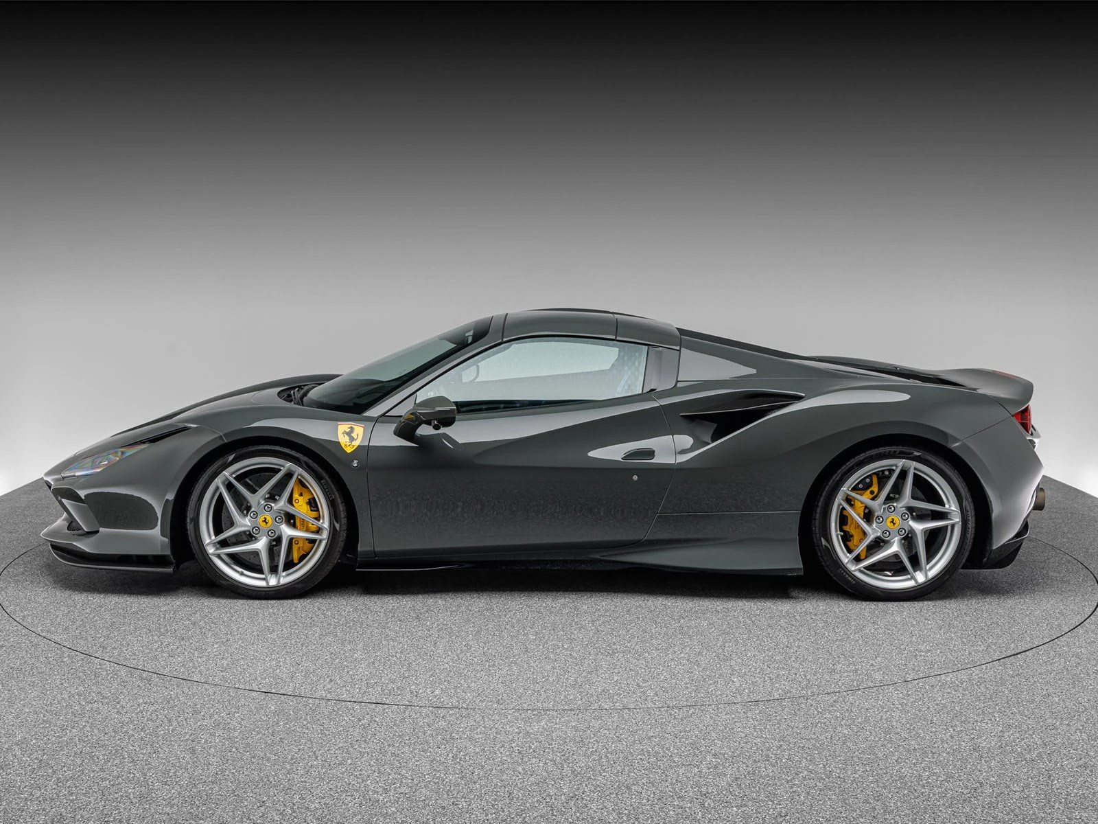 Ferrari F8 Spider, 5/10