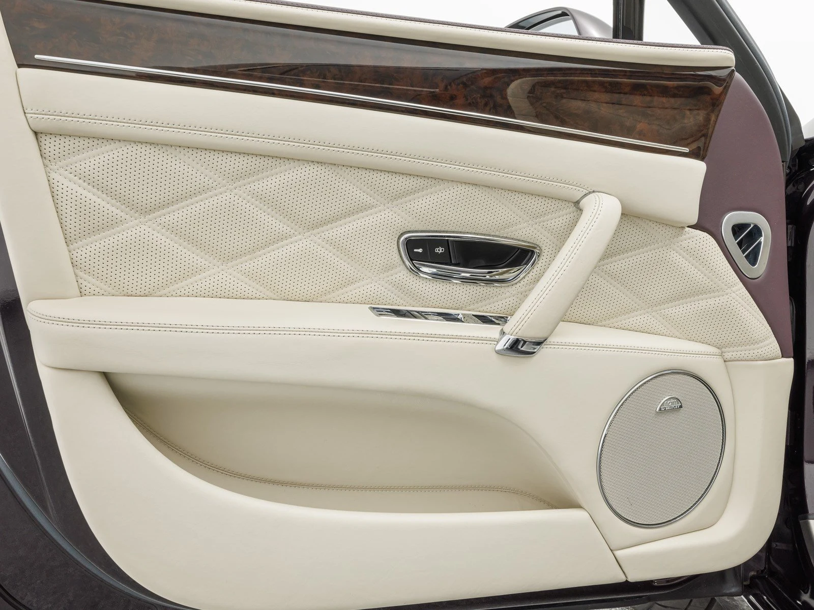 Bentley Flying Spur W12, 8/10