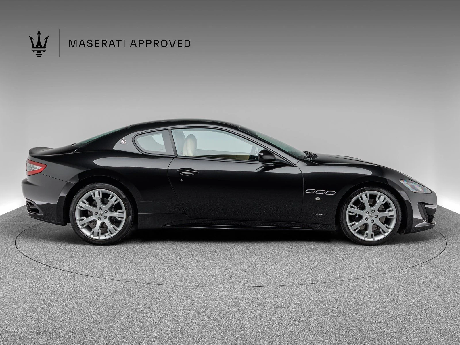 Maserati GranTurismo Sport, 5/10