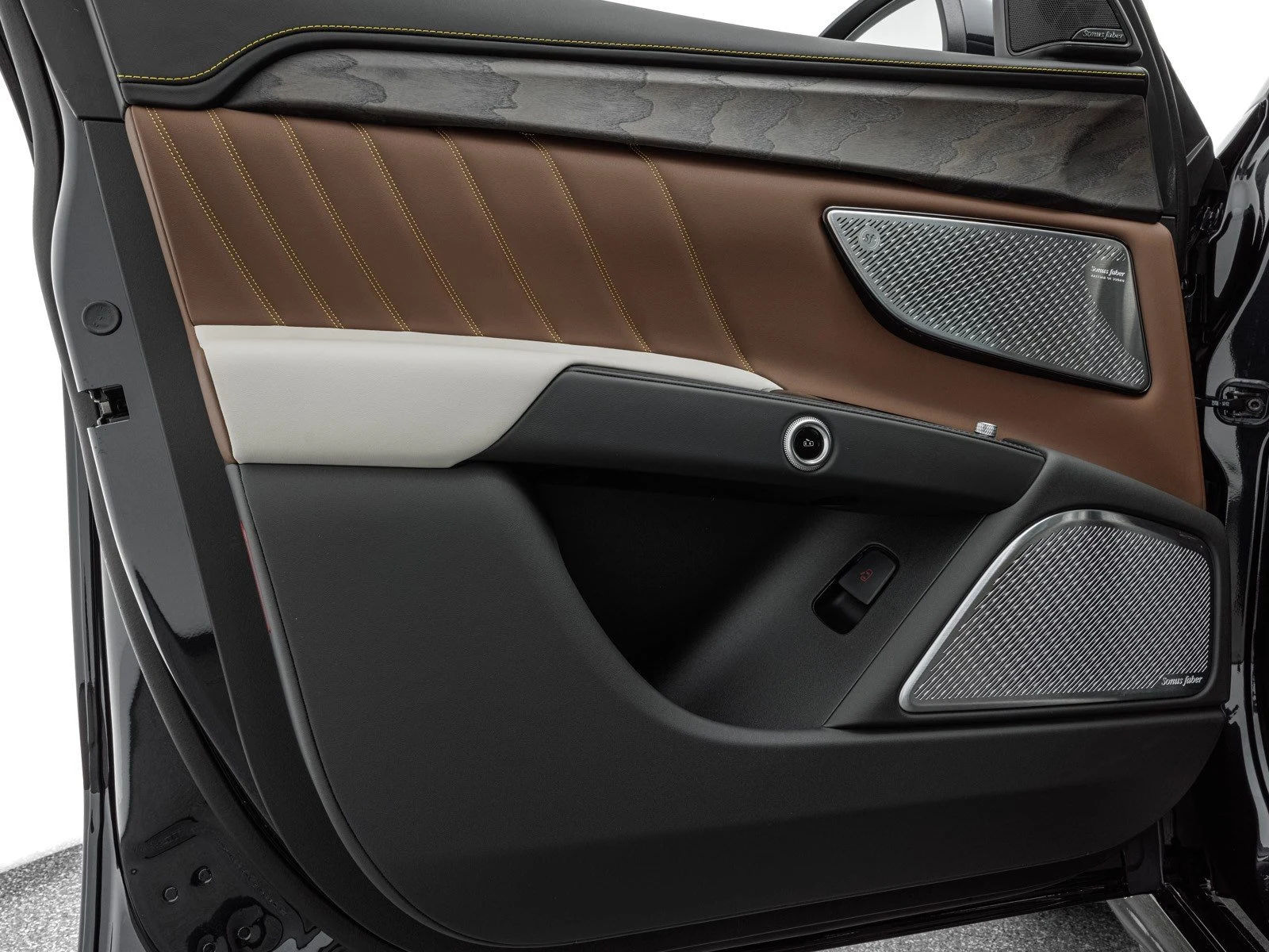 Maserati Grecale Trofeo, 9/10