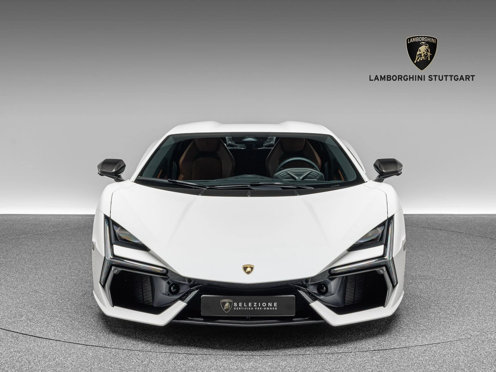 Lamborghini Revuelto, 2/10